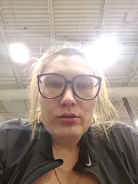 wildyoungNhorny's cam snapshot