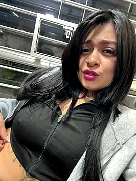 Saray_charmante's cam snapshot