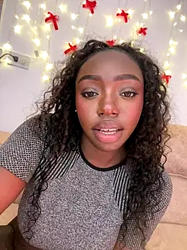 alissradiante1's cam snapshot