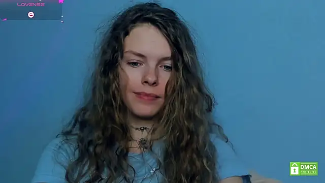 RayaNenlia's cam snapshot