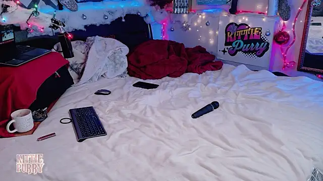 KittiePurry69's cam snapshot