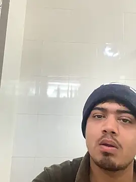 FlashyOcean53's cam snapshot