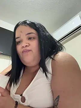 Dulce_love25's cam snapshot