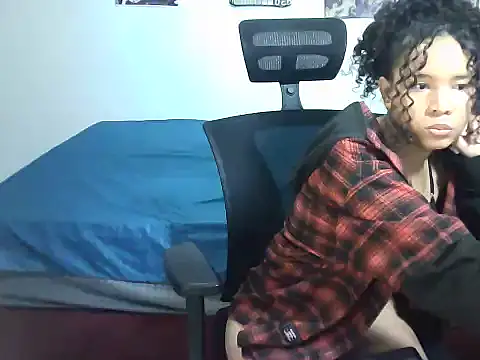 Gigi_Scott_'s cam snapshot