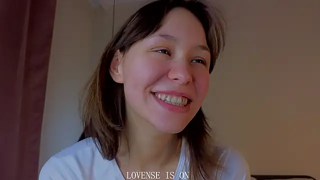 BritniBers live sex cam