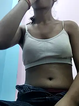 Isha_Liha live sex cam