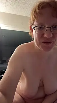 Lenaravenswood live sex cam