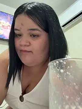 Dulce_love25's cam snapshot