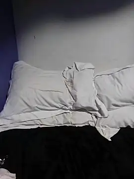 Honey_bun06's cam snapshot