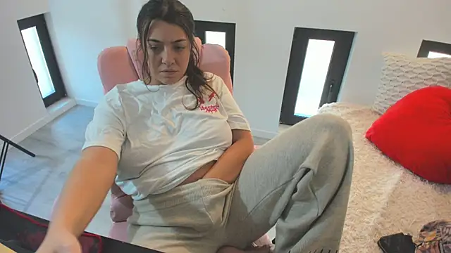 Dyana_Kaylinn's cam snapshot