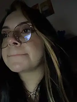 NatyOlson's cam snapshot