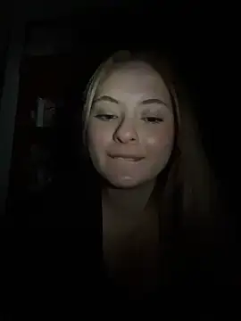 Lilaa2305's cam snapshot