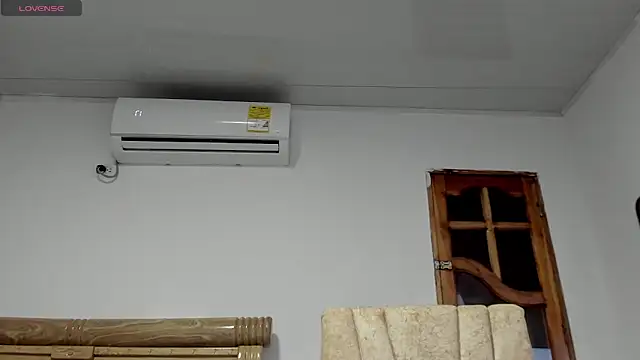 oriana_rodriguez's cam snapshot