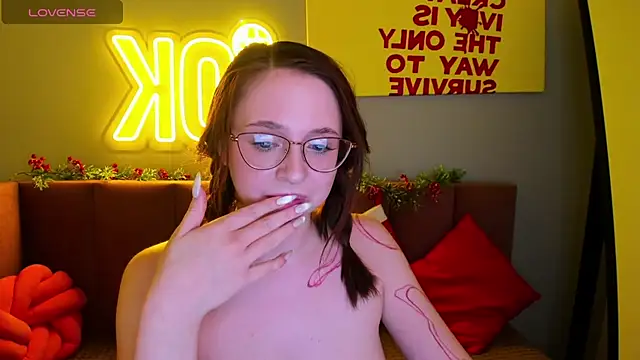 Erica_Nelson's cam snapshot