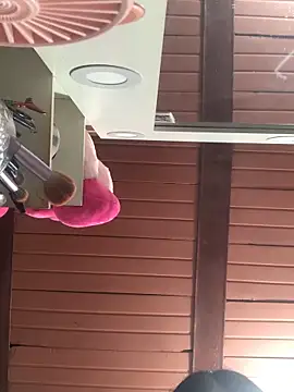 Rachellcooperrr's cam snapshot