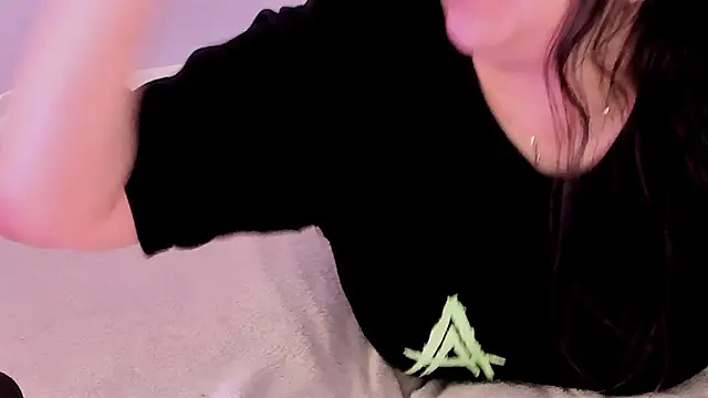 Camila_Matinez_'s cam snapshot