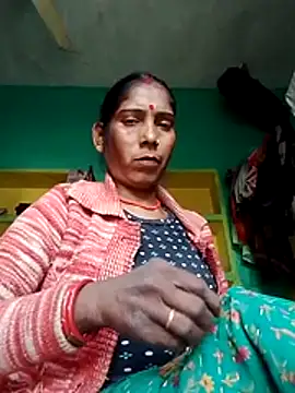 Xx_savita live sex cam