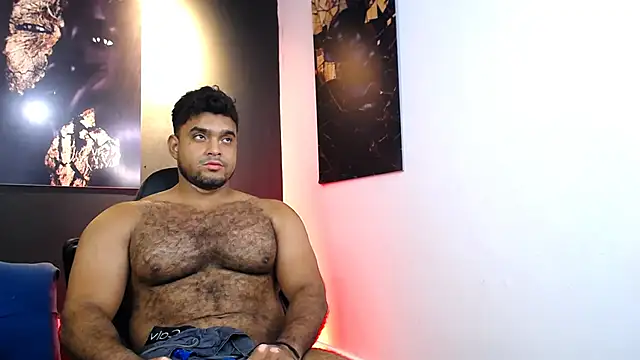 Big_furry_bear13's cam snapshot