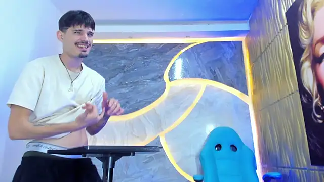 Iam_Steven's cam snapshot