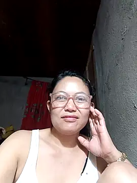 Everleigh_mom's cam snapshot