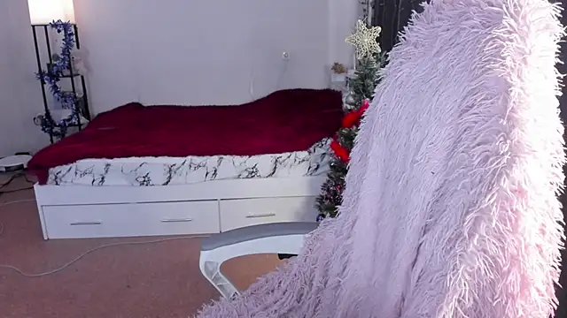 ReddHotPipper's cam snapshot