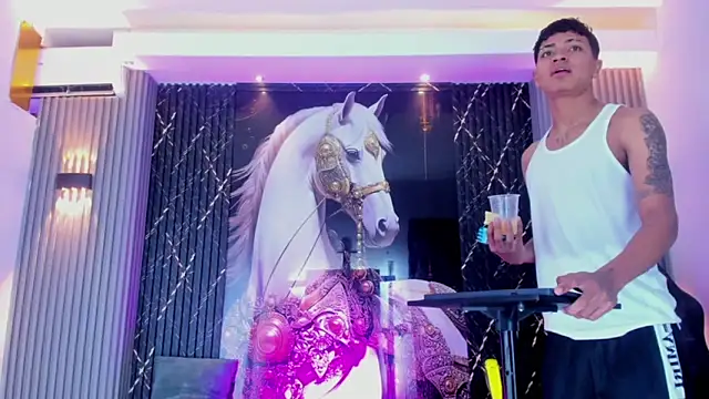 _Gods_of_Olympus_'s cam snapshot