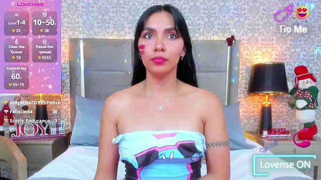 KoralBlum's cam snapshot