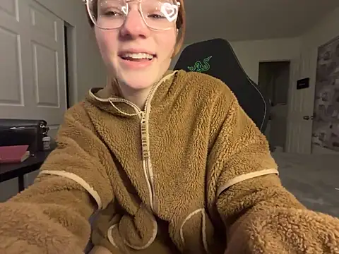 foxy_ana13's cam snapshot