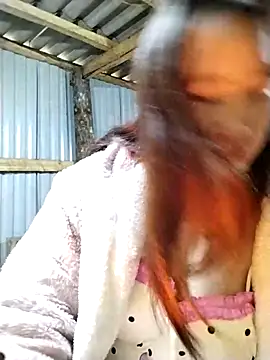 emini-xx's cam snapshot