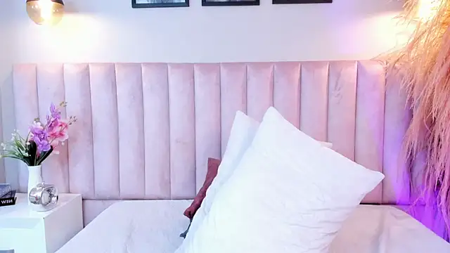 Mia__Walker's cam snapshot