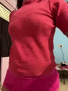 lusty_kaira live sex cam