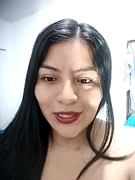 Laura-2026's cam snapshot