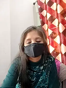 Ruhi_07's cam snapshot