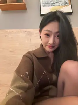 so-linger live sex cam