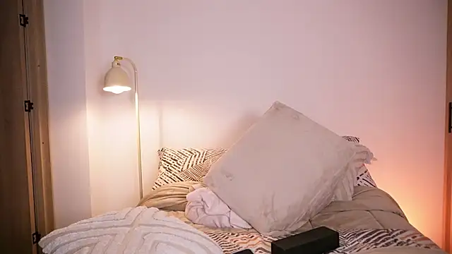 Sara_albrecht live sex cam