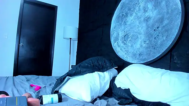 LizzyOlsen's cam snapshot