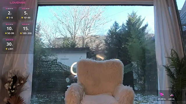 Naila18 live sex cam