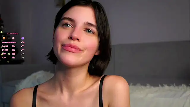 EleneButton live sex cam