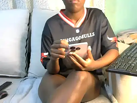 Caryyyl's cam snapshot