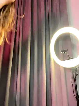 BabyLexi_'s cam snapshot