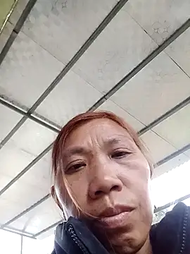 bella-la's cam snapshot