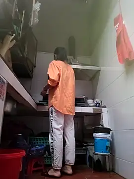 Basanis68's cam snapshot