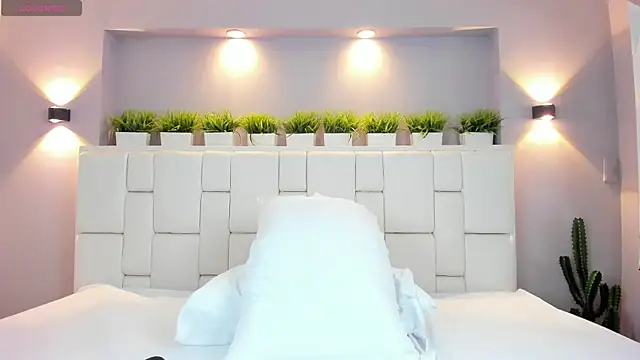 LunnaBlake's cam snapshot