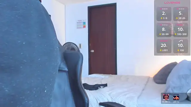 RJBarto live sex cam