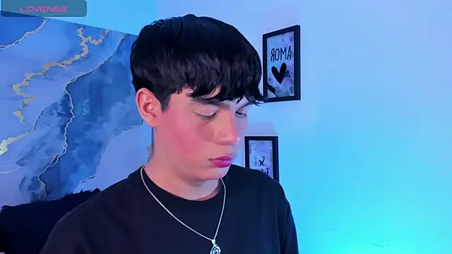 Isaac_Kurtt's cam snapshot