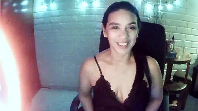 MiiaVelasquez's cam snapshot