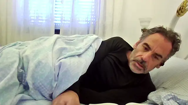 RichardLIS live sex cam