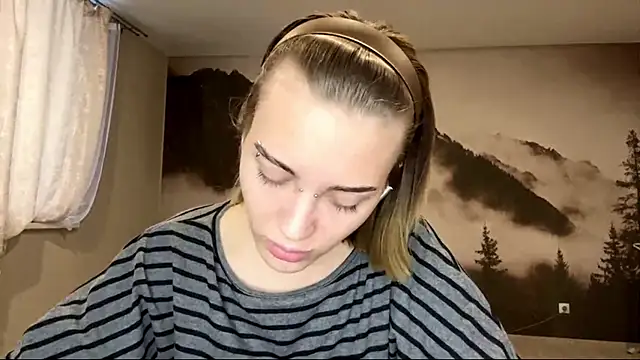 MelaineAytes's cam snapshot