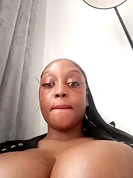 Busty_Bambi's cam snapshot