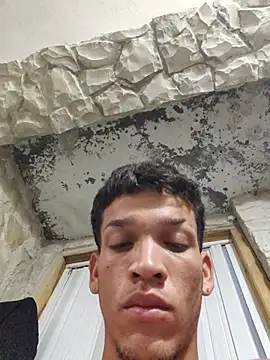 Labrada0221 live sex cam